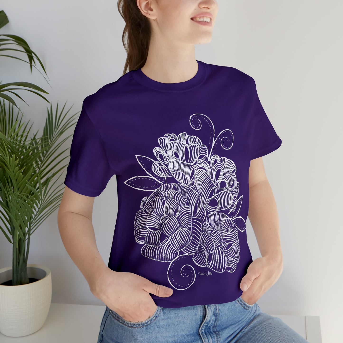 Corn Husk Flower Short Sleeve Tee