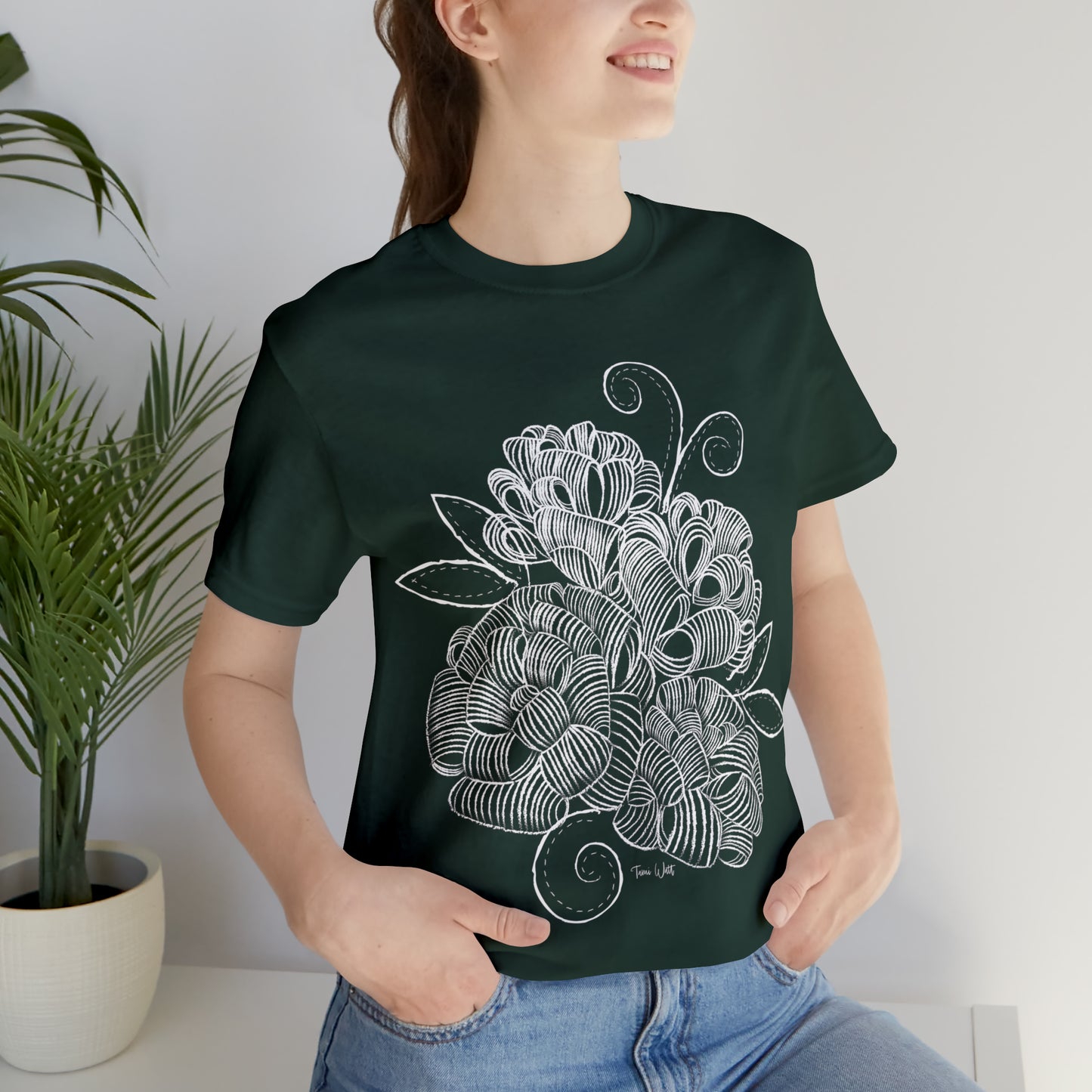 Corn Husk Flower Short Sleeve Tee